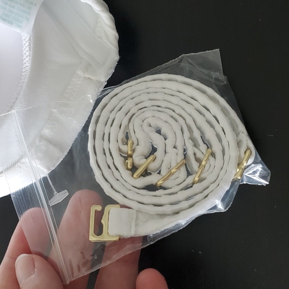 Kona Sol White Bikini Set - Picture 3 of 12